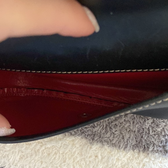 Dooney & Bourke wallet - Picture 2 of 3